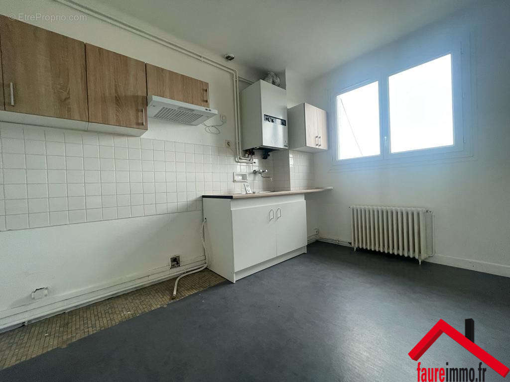 Appartement à BRIVE-LA-GAILLARDE