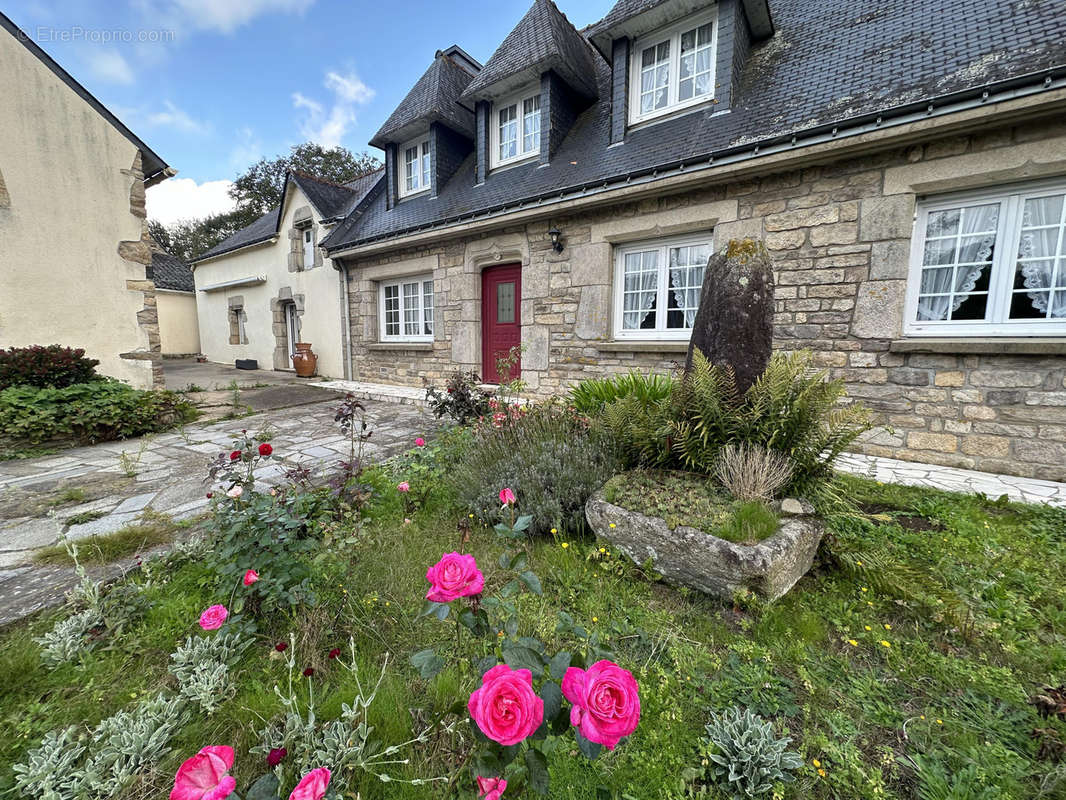 Maison à LANGUIDIC