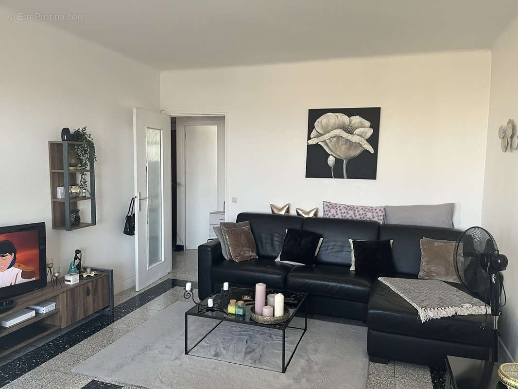 Appartement à CAGNES-SUR-MER