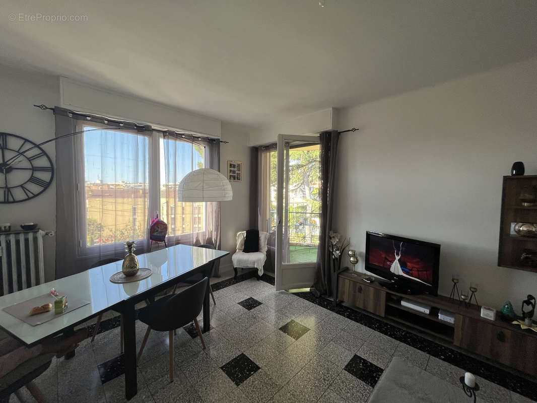 Appartement à CAGNES-SUR-MER