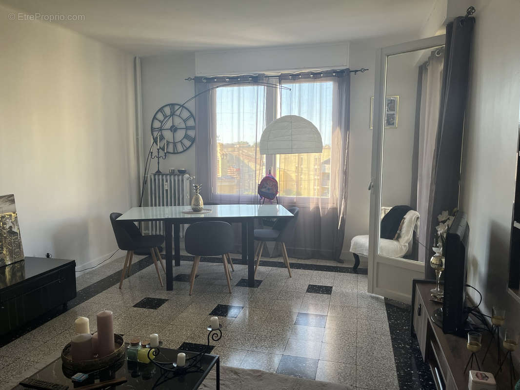 Appartement à CAGNES-SUR-MER