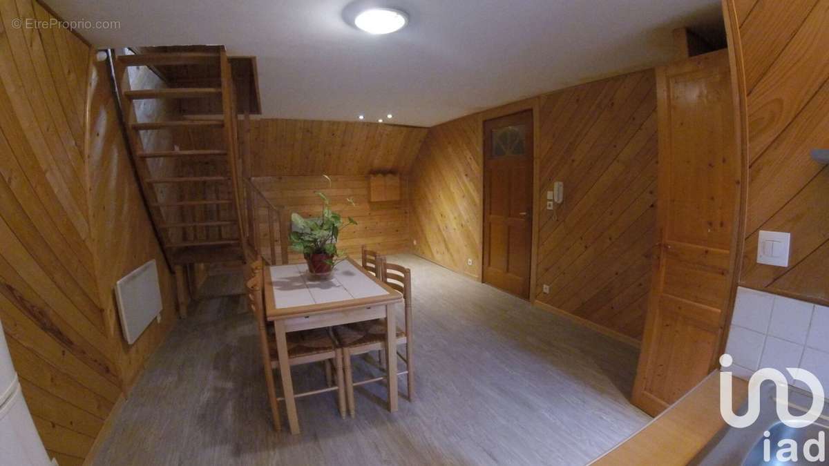 Photo 2 - Appartement à PONT-SUR-YONNE