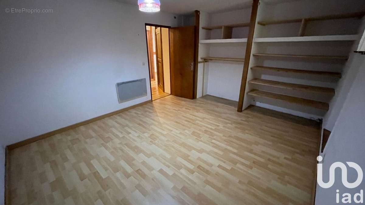 Photo 4 - Appartement à PONT-SUR-YONNE