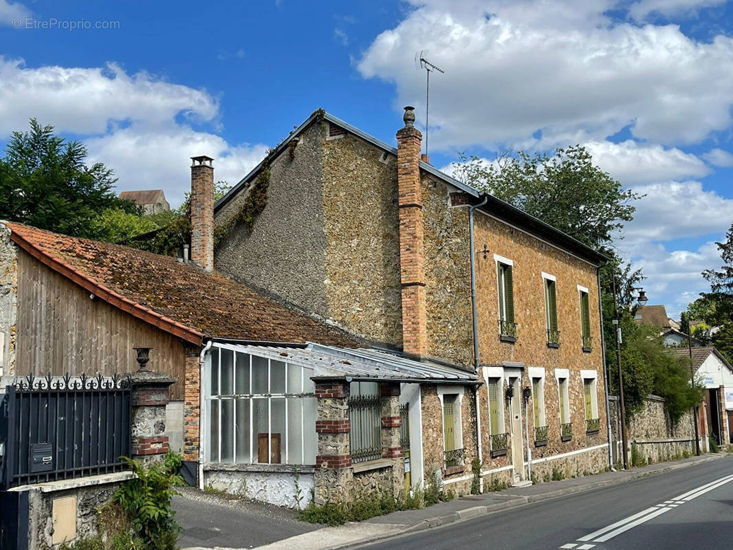 Maison à CHEVREUSE