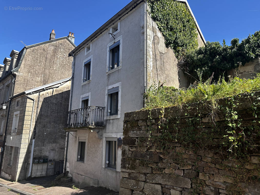 Appartement à FOUGEROLLES