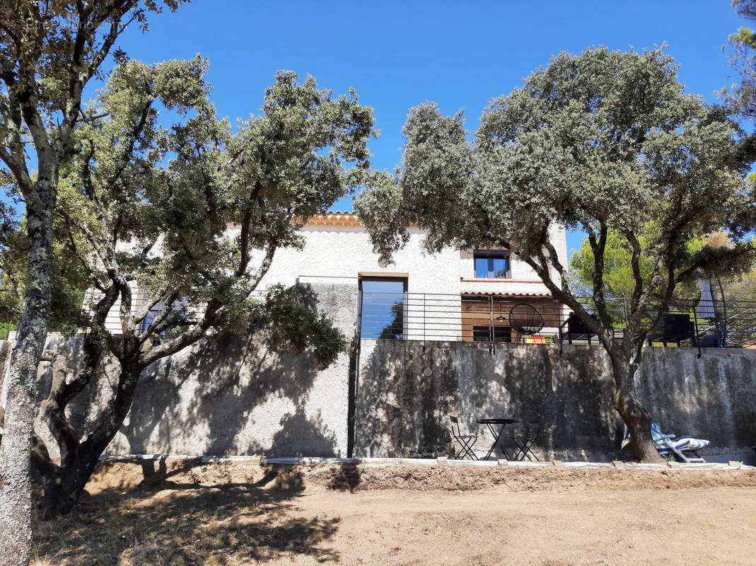 Maison à LE BARROUX