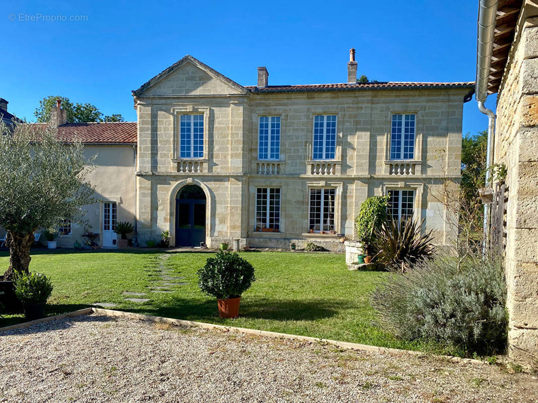 Maison à SAINT-ANDRE-DE-CUBZAC