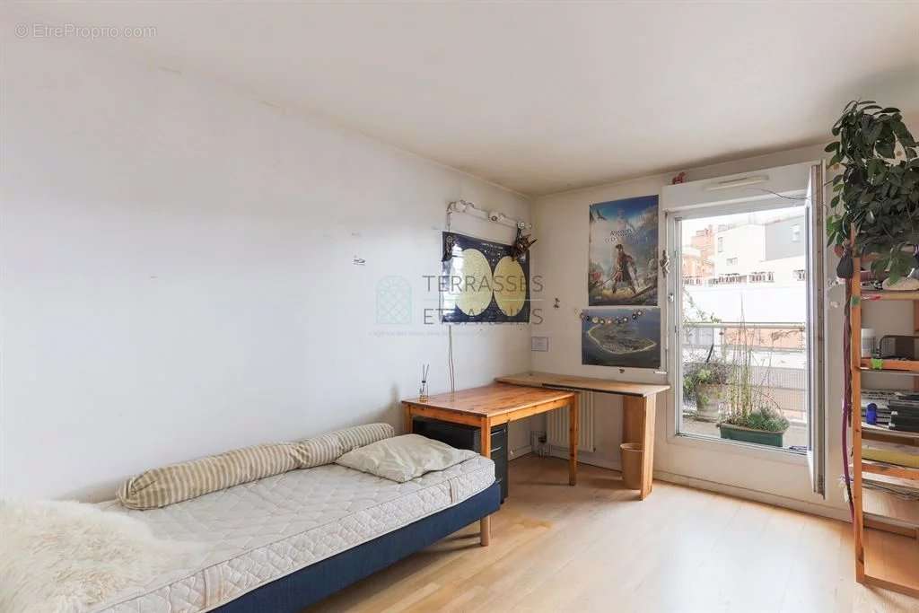 Appartement à PARIS-12E