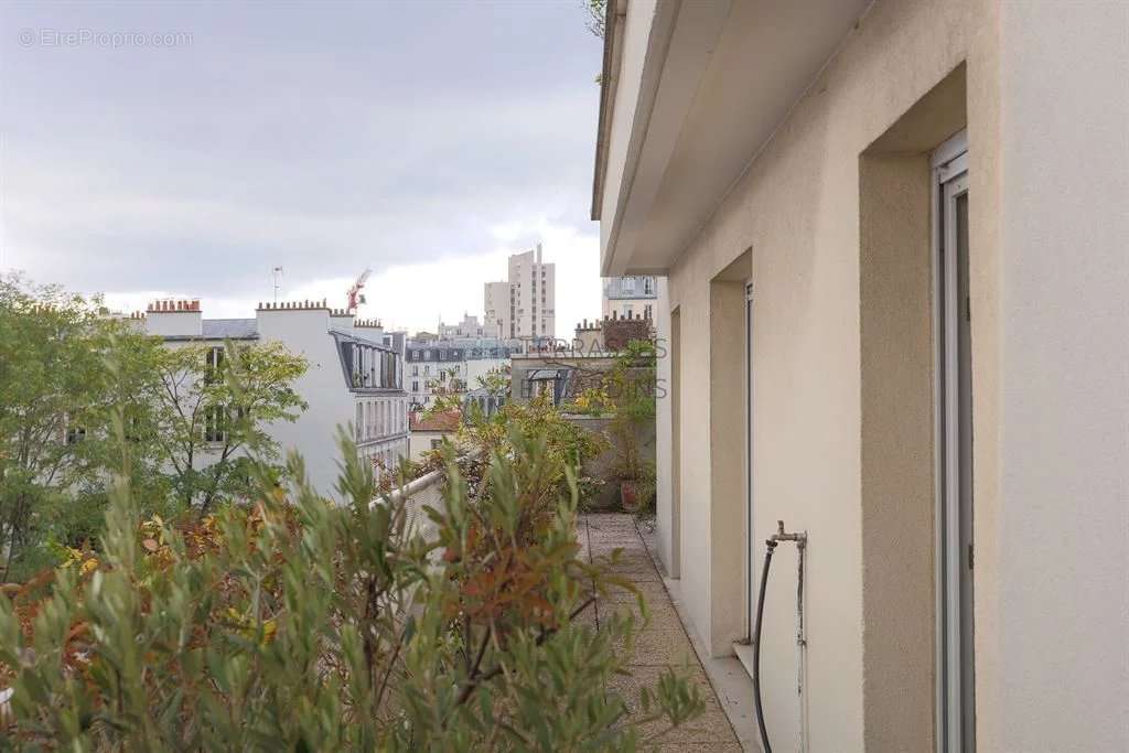 Appartement à PARIS-12E