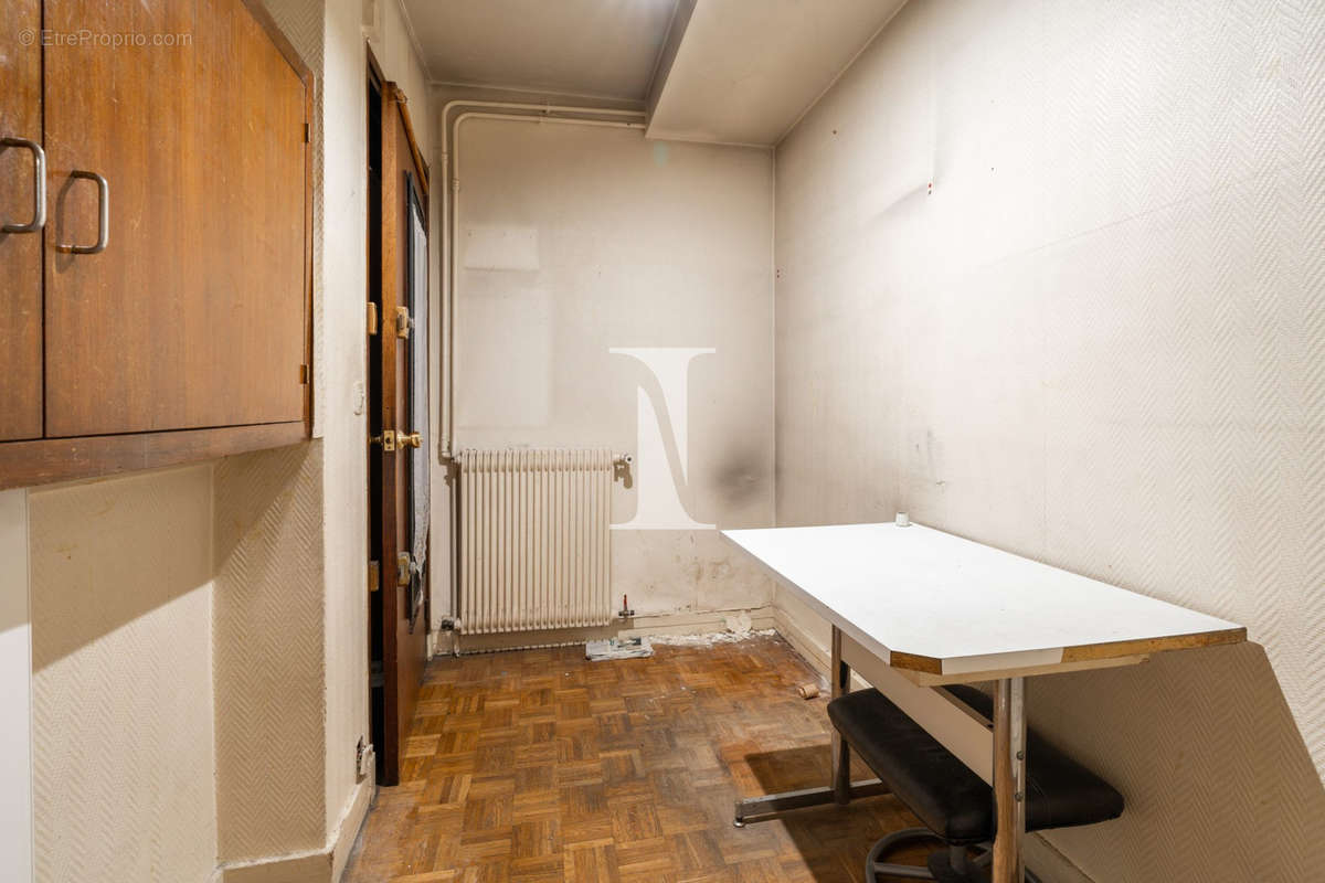 Appartement à PARIS-14E