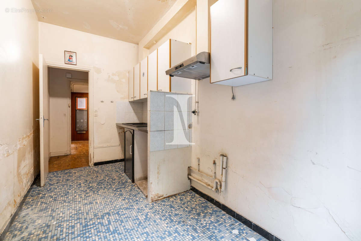 Appartement à PARIS-14E