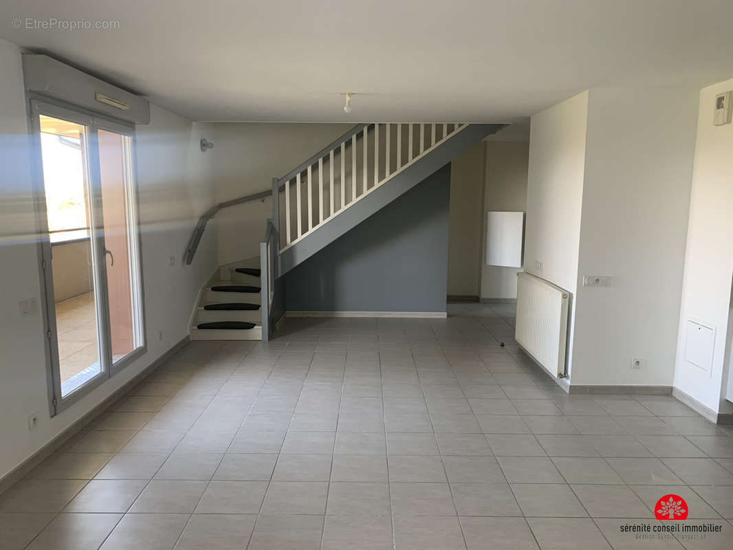 Appartement à RILLIEUX-LA-PAPE