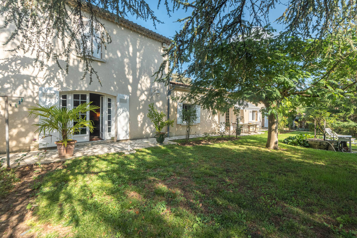 Maison à LATRESNE