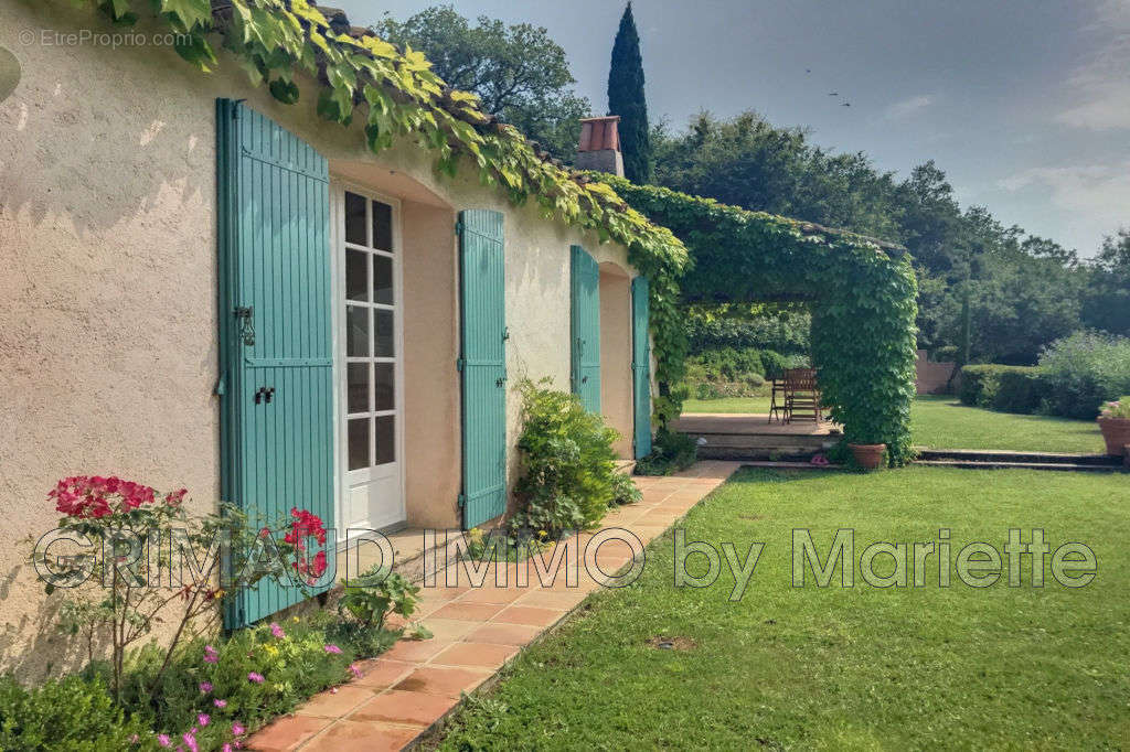 Maison à GRIMAUD