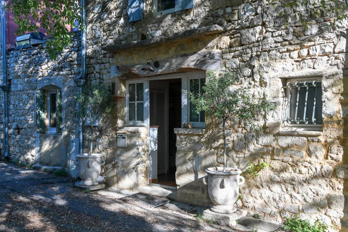 Maison à UZES