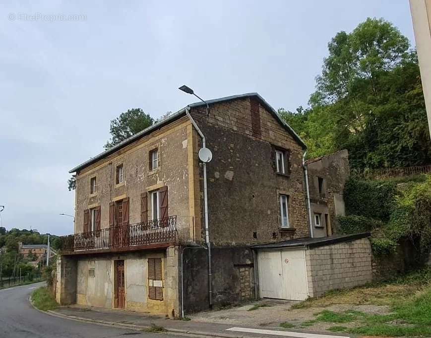 Maison à LONGUYON