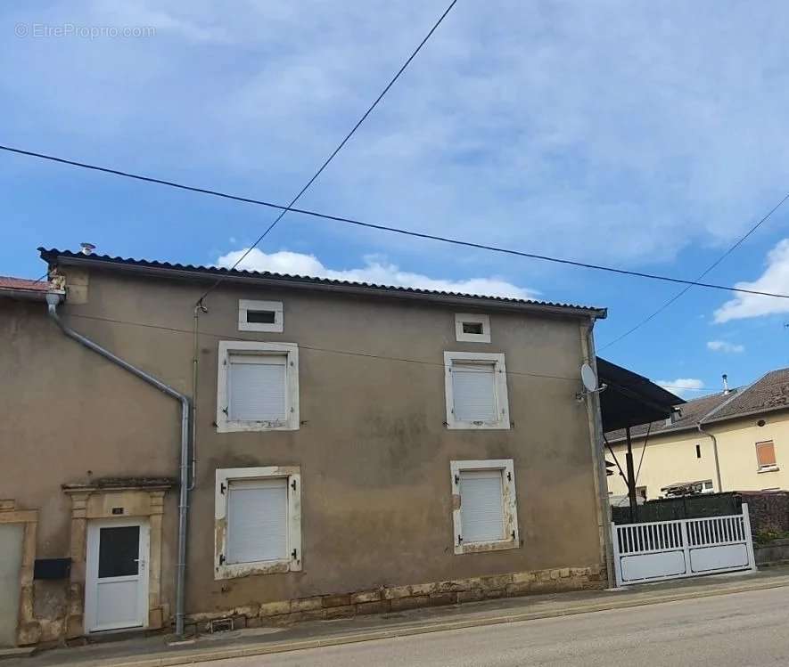 Maison à LONGUYON