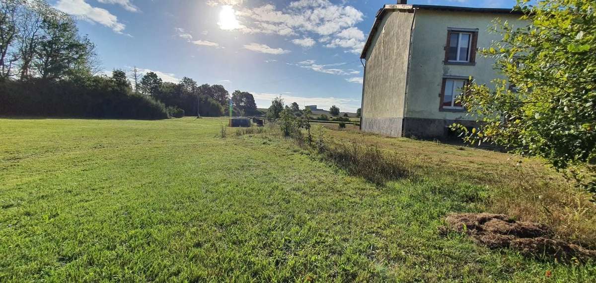 Maison à AMEL-SUR-L&#039;ETANG