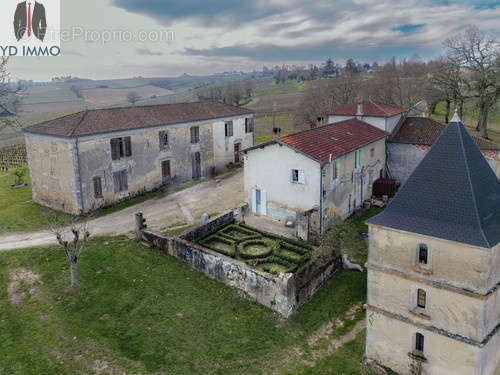 Maison à SAINTE-CROIX-DU-MONT