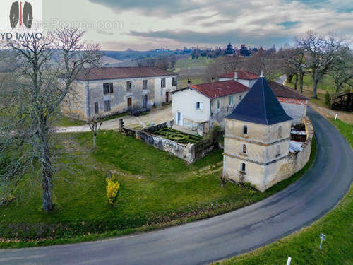 Maison à SAINTE-CROIX-DU-MONT