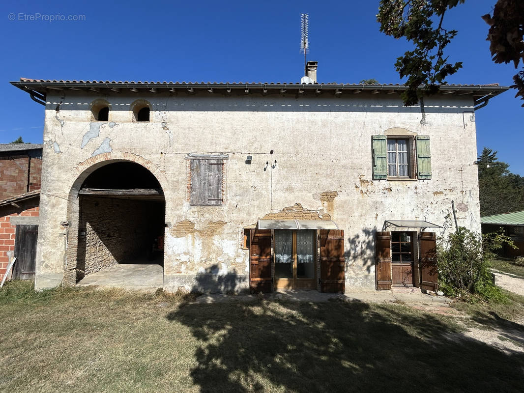 Maison à MONCLAR-DE-QUERCY