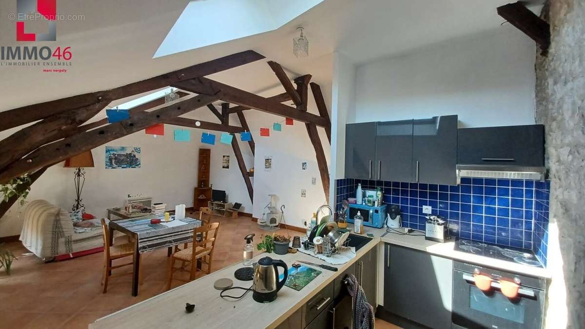 Appartement à PRAYSSAC