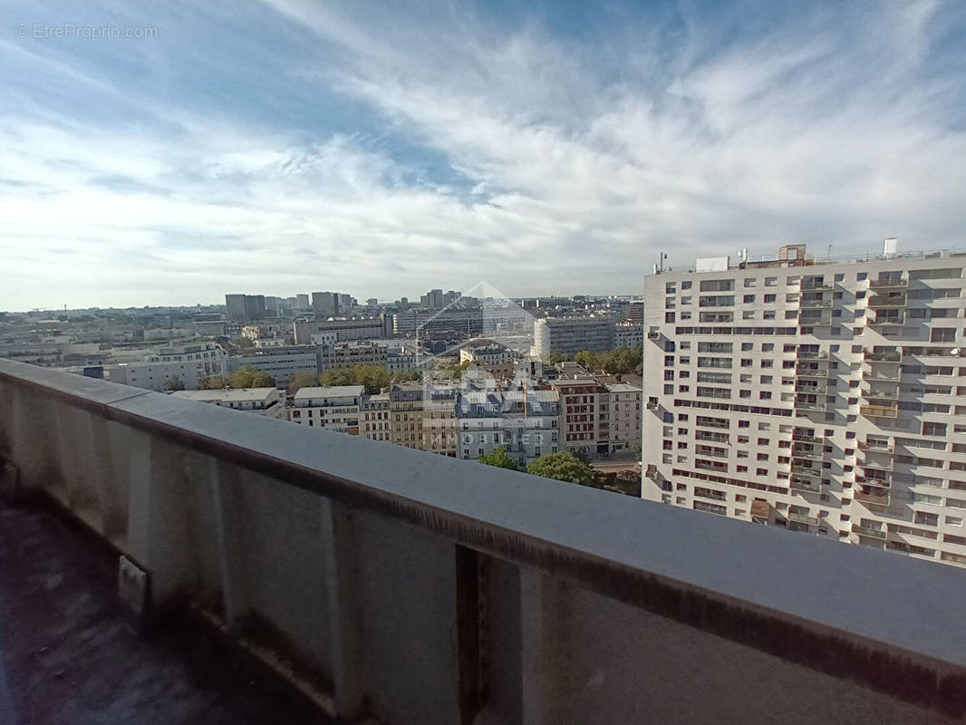 Appartement à PARIS-12E