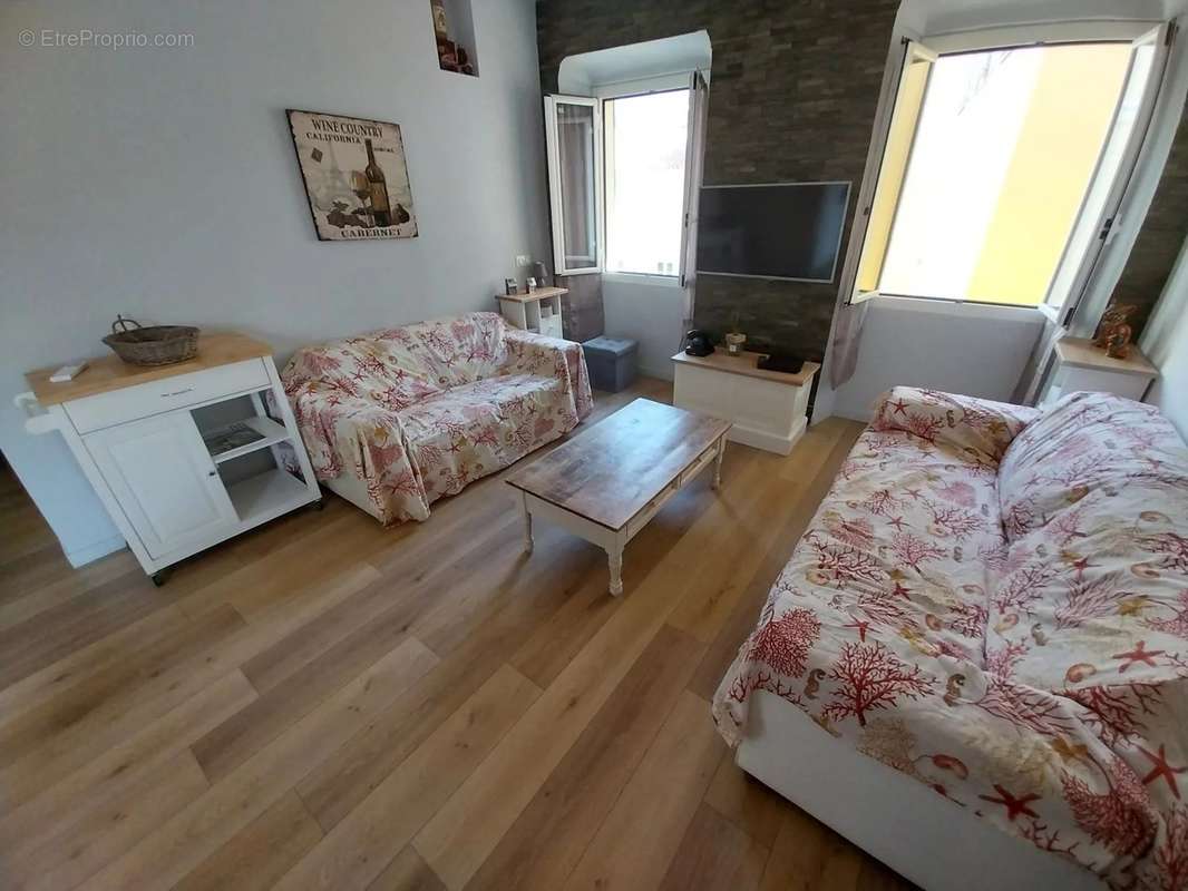 Appartement à MENTON