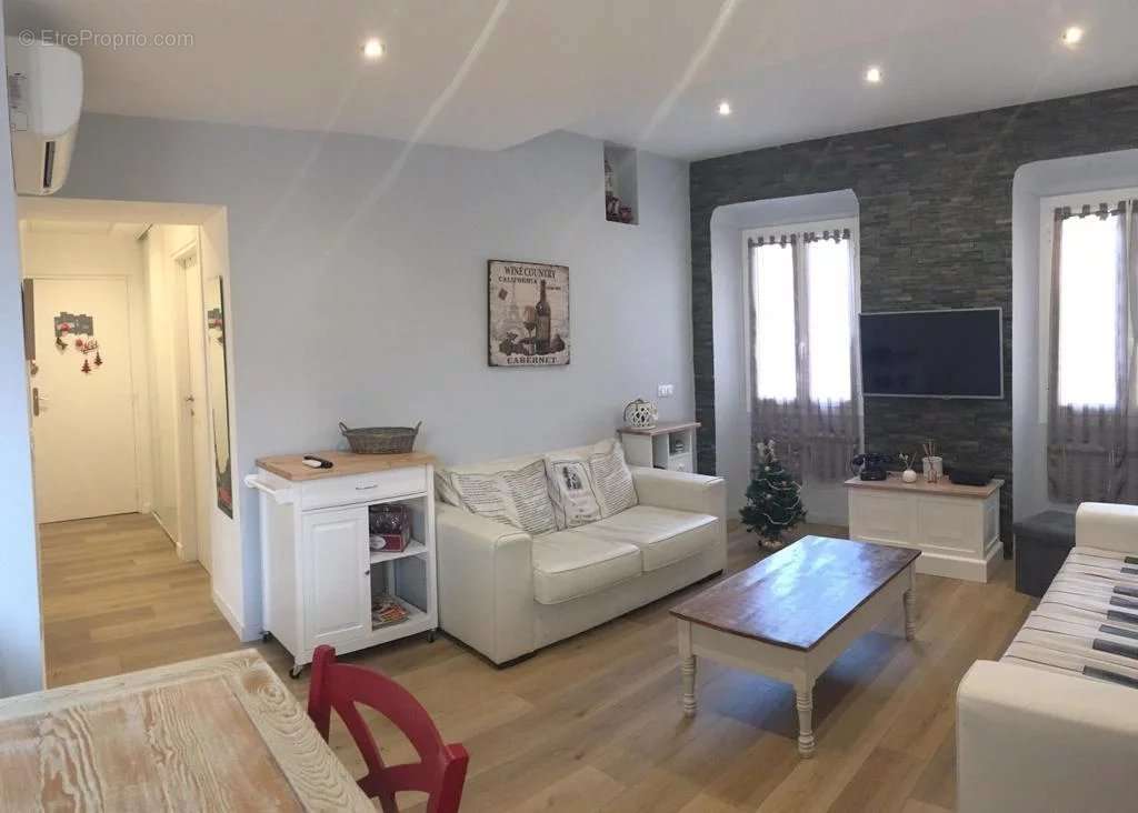 Appartement à MENTON