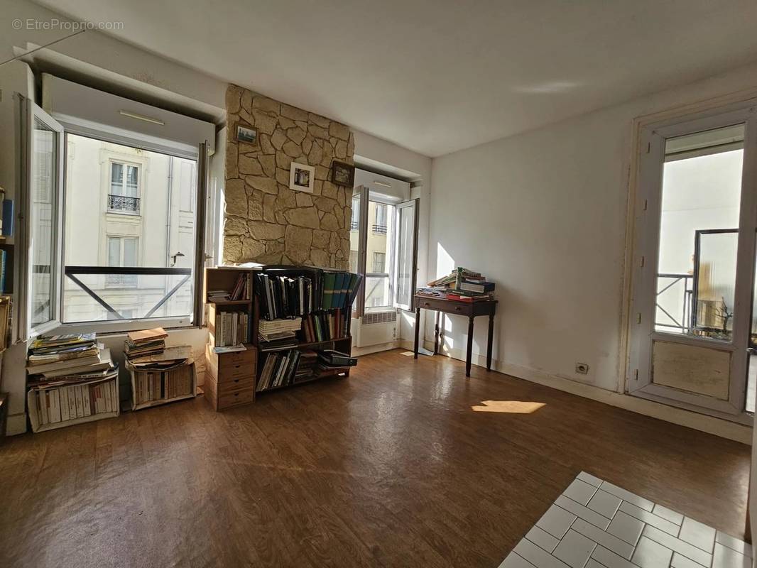 Appartement à LEVALLOIS-PERRET