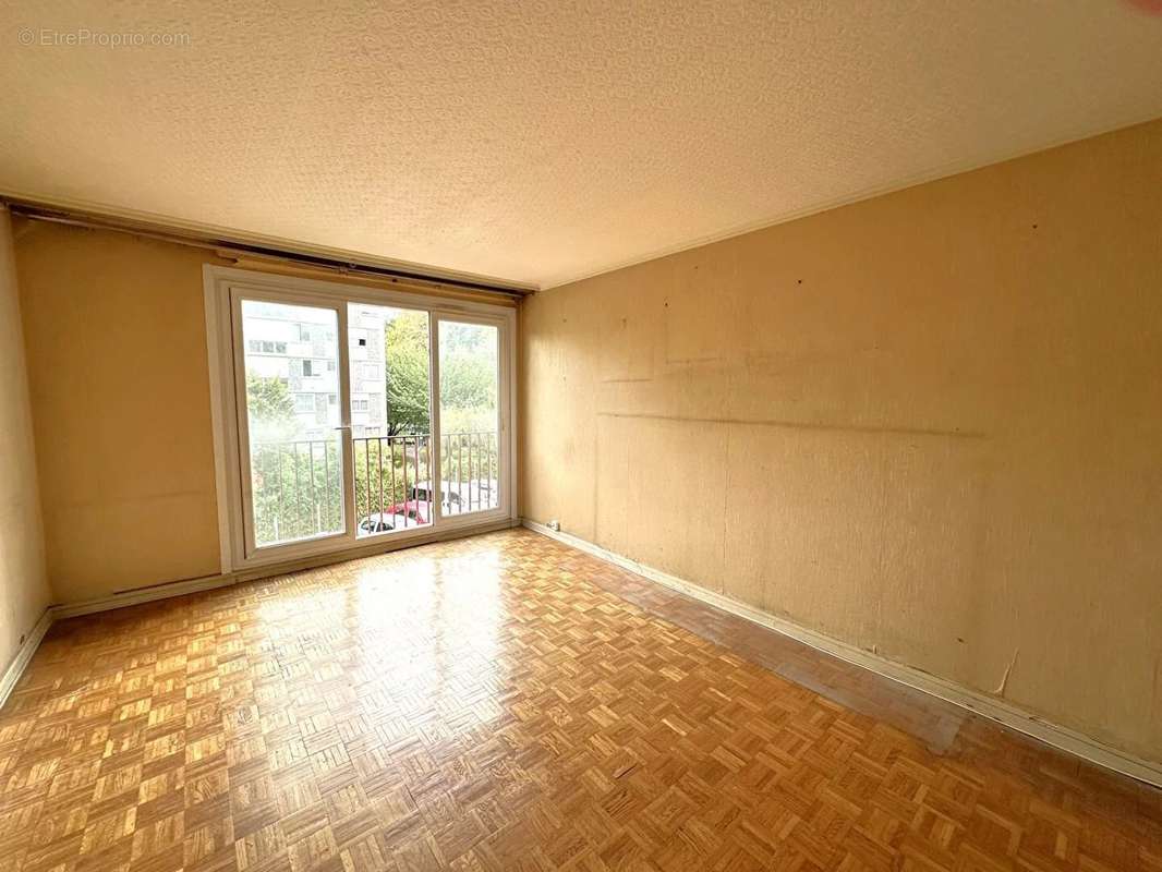 Appartement à VITRY-SUR-SEINE