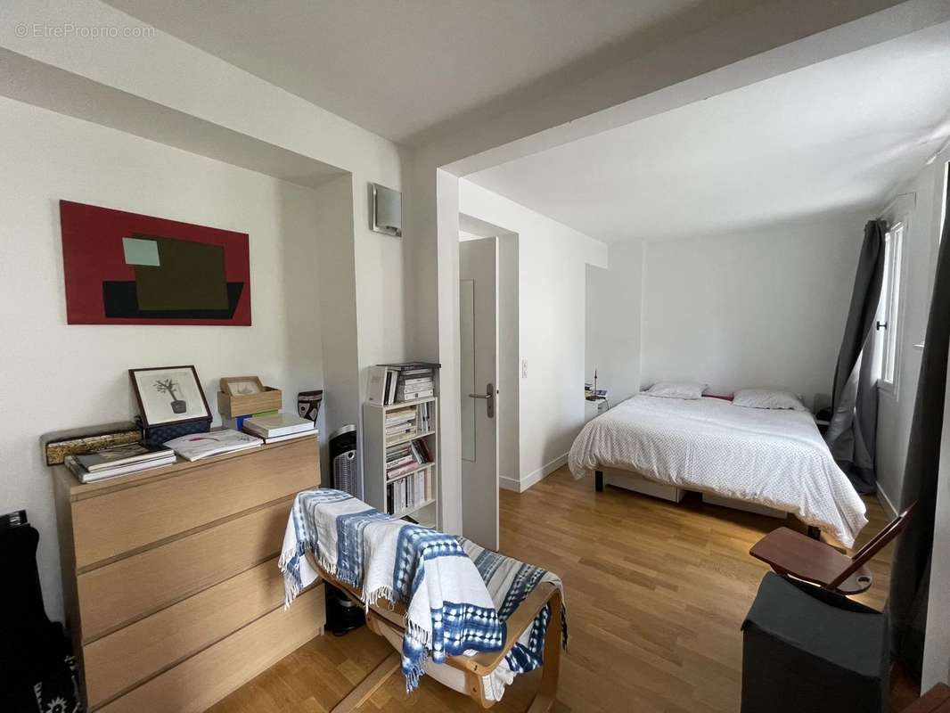 Appartement à PARIS-19E