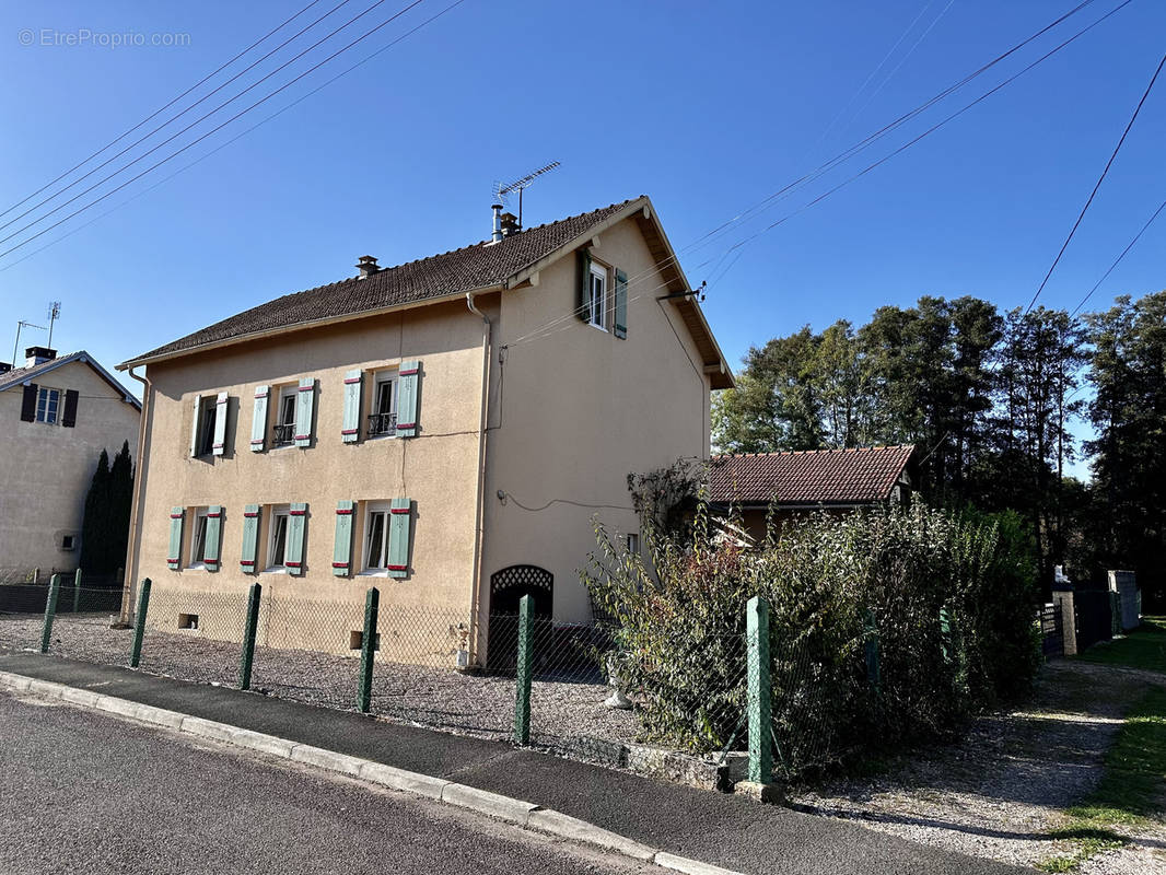 Maison à FONTAINE-LES-LUXEUIL