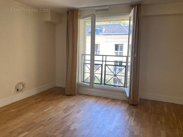 Appartement à VERSAILLES