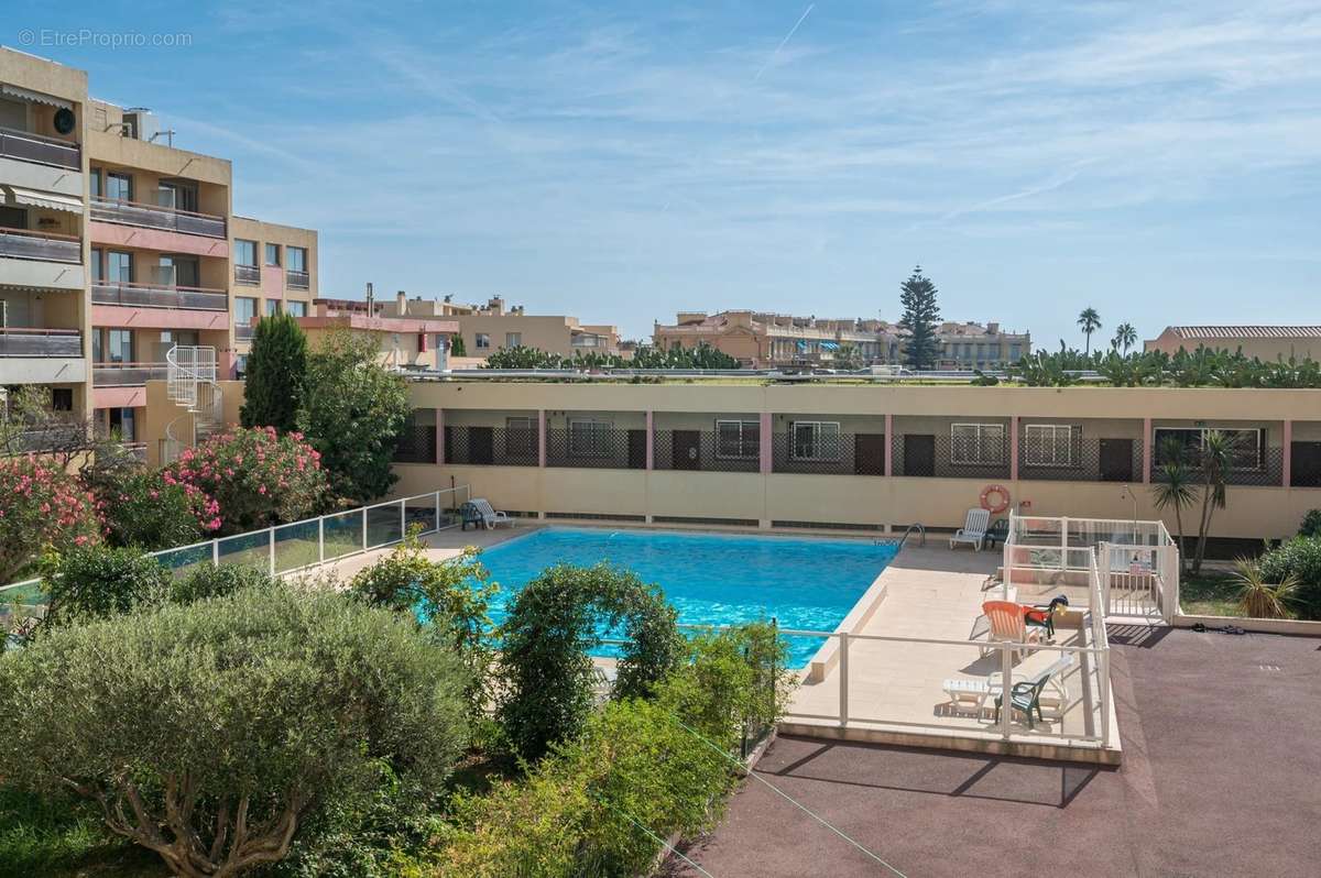 Appartement à BEAULIEU-SUR-MER