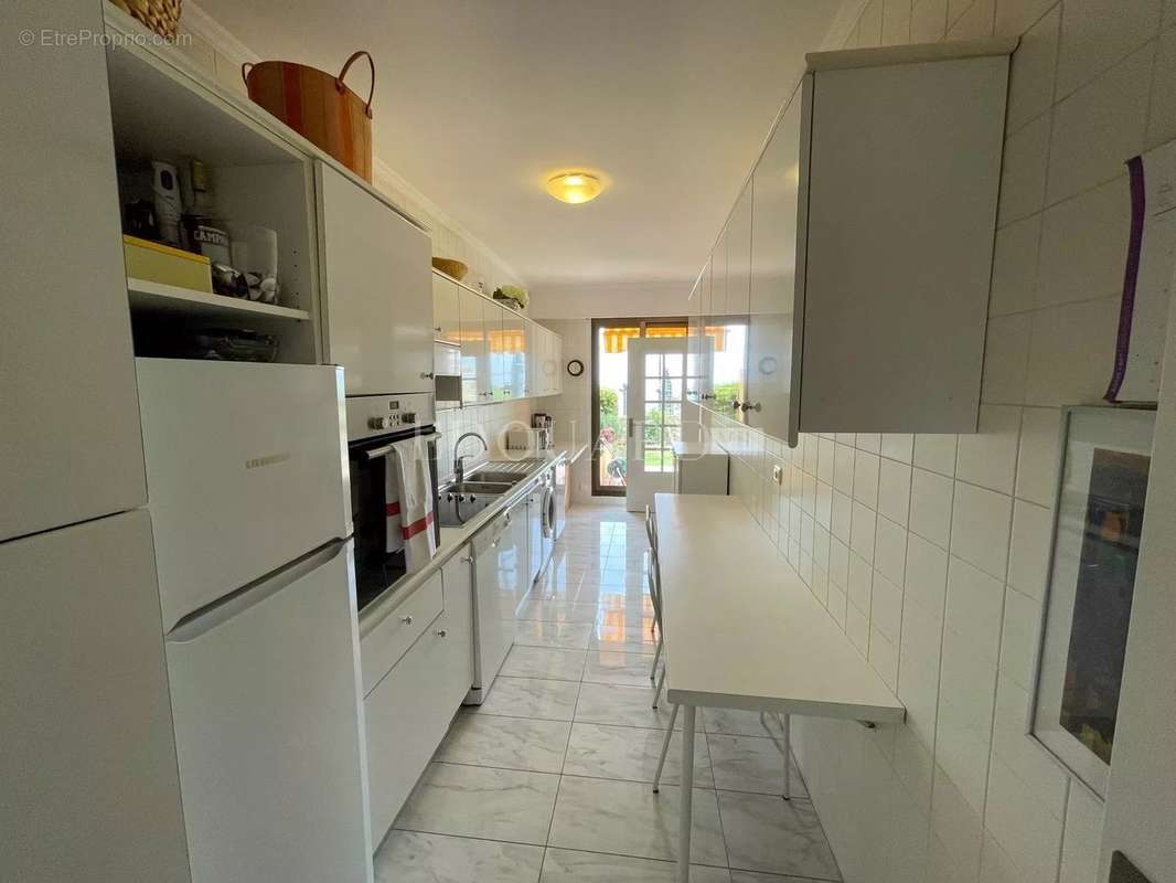 Appartement à ROQUEBRUNE-CAP-MARTIN