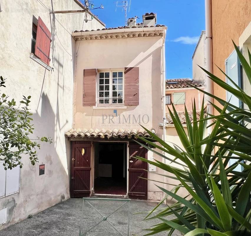 Maison à FREJUS