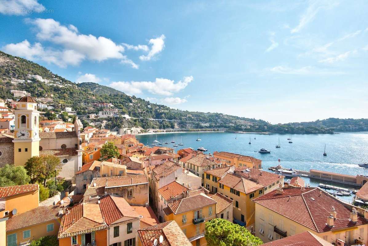 Appartement à VILLEFRANCHE-SUR-MER