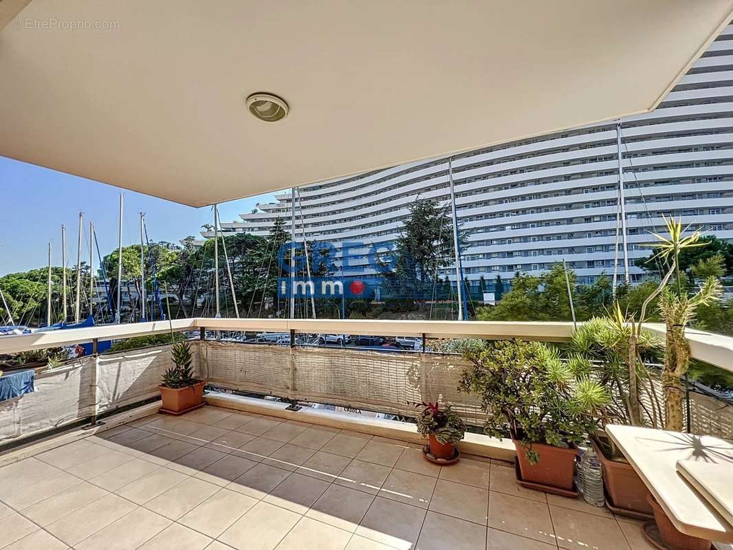 Appartement à VILLENEUVE-LOUBET