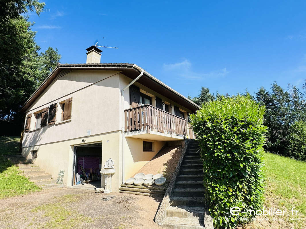 Maison à CHAUFFAILLES