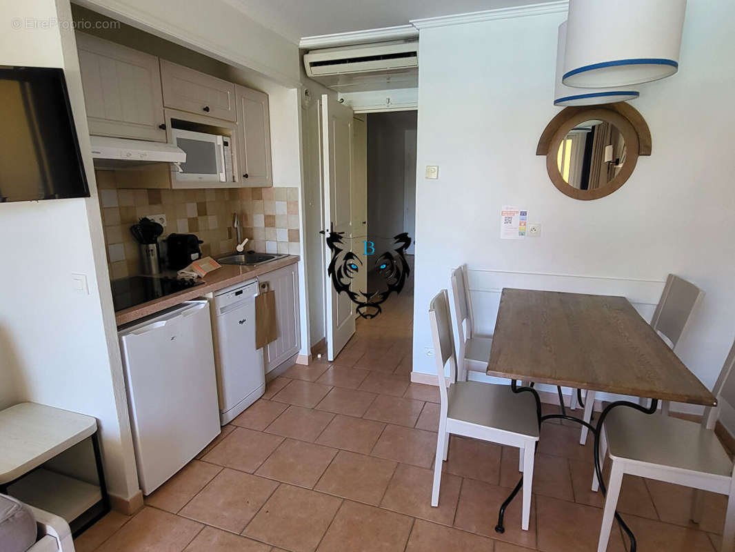 Appartement à LES ISSAMBRES