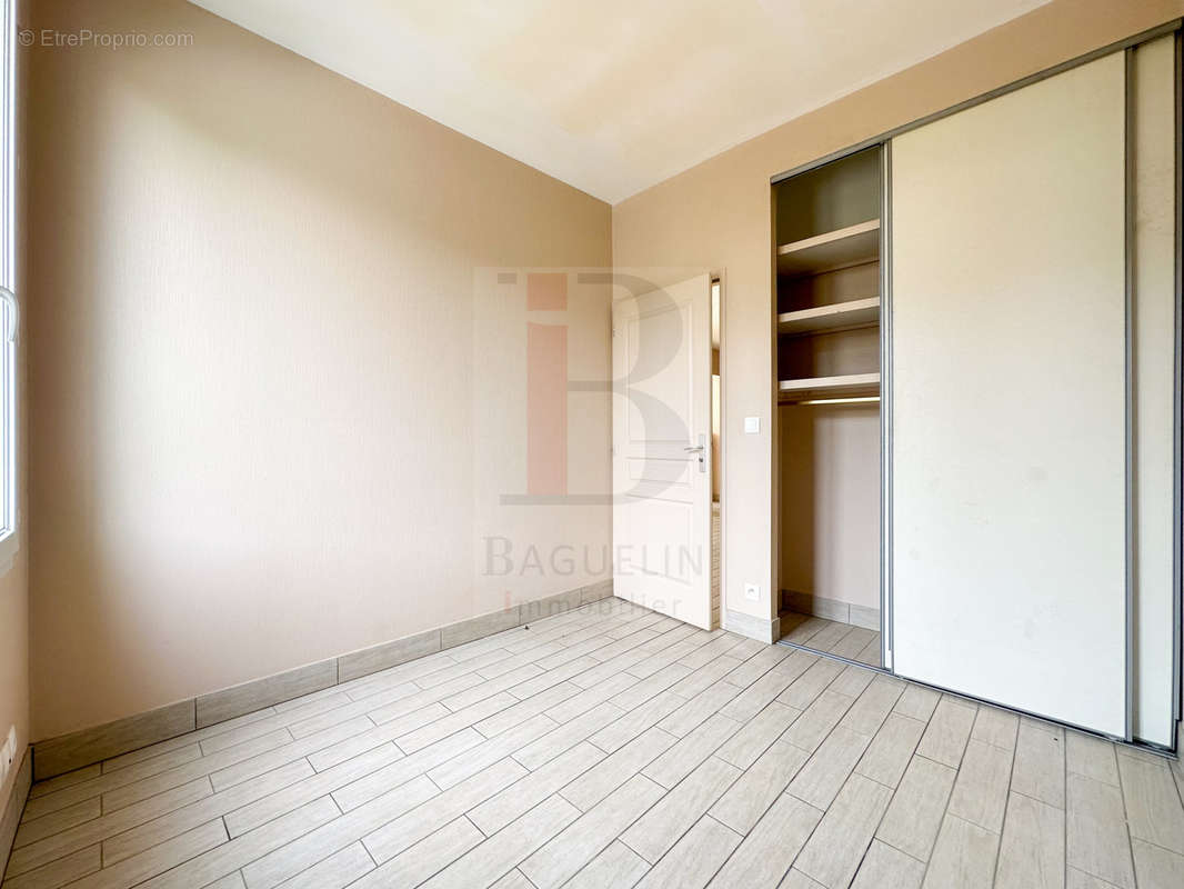 Appartement à FOURAS