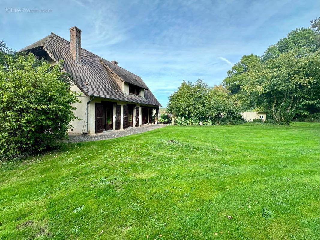 Maison à AULNAY-SUR-ITON