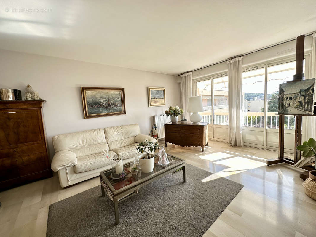 Appartement à SANARY-SUR-MER