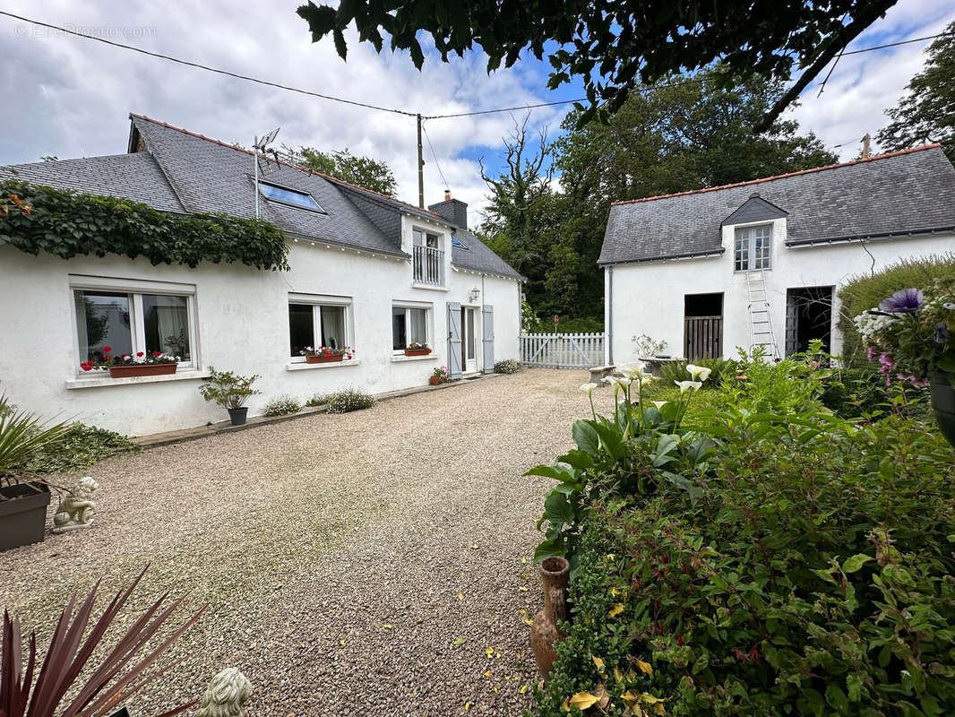 Maison à CAMORS