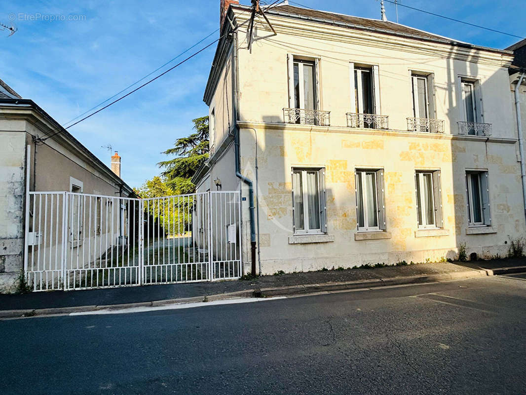 Maison à CHATEAU-RENAULT