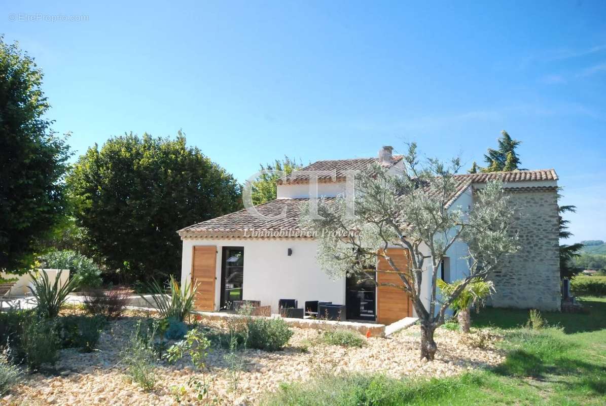 Maison à VAISON-LA-ROMAINE