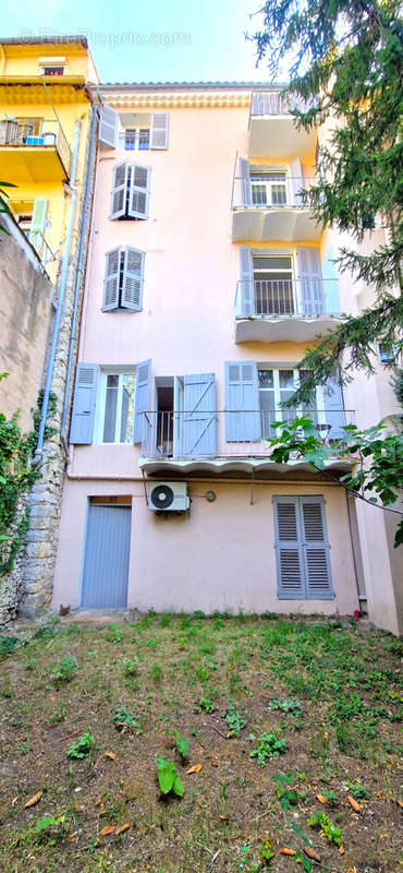 Appartement à DRAGUIGNAN