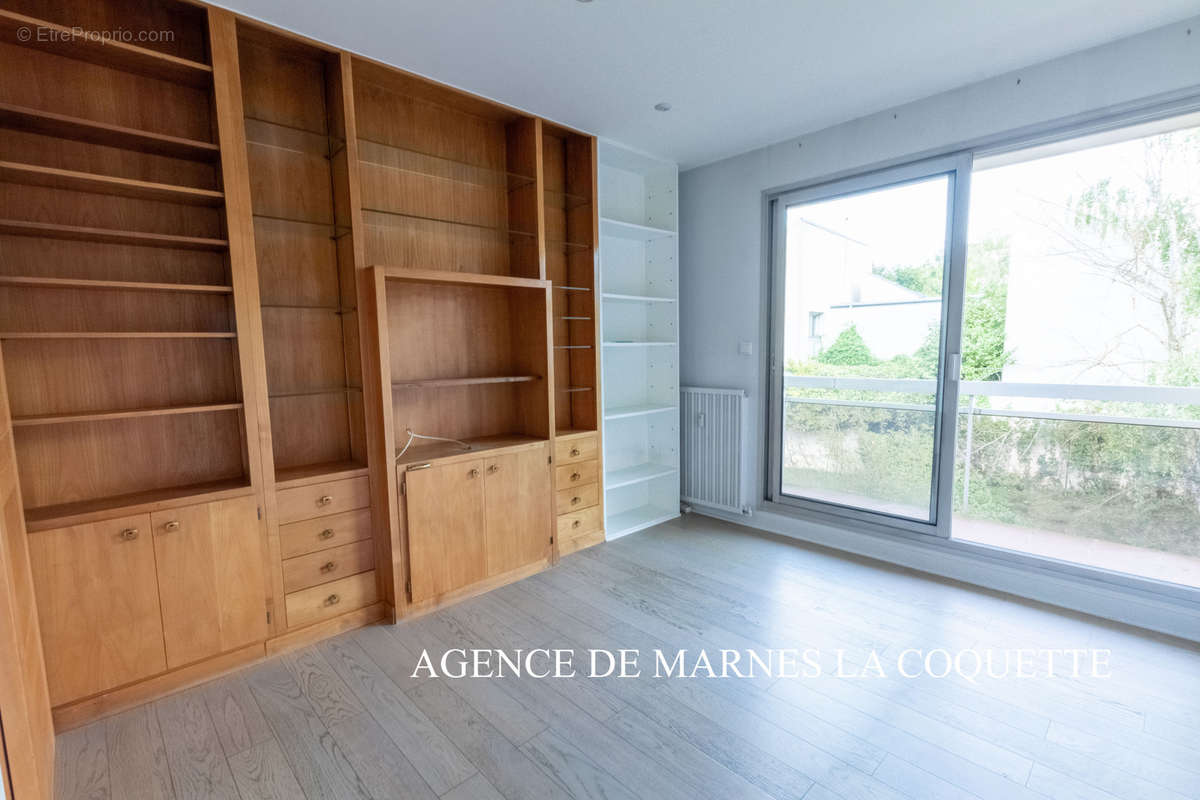 Appartement à GARCHES