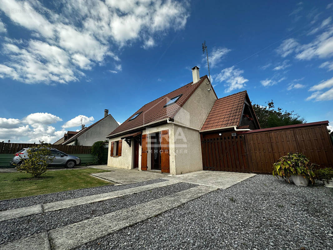 Maison à MAREST-SUR-MATZ